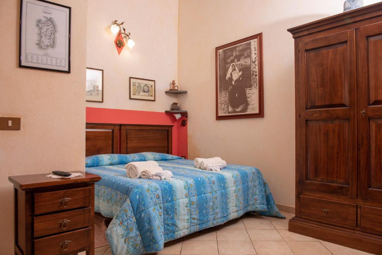 Agriturismo Nuragh'Elighe Sindia ภายนอก รูปภาพ