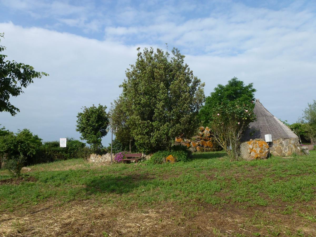Agriturismo Nuragh'Elighe Sindia ภายนอก รูปภาพ